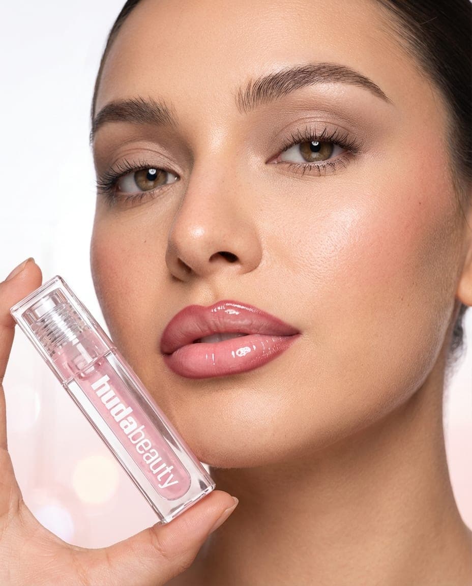 FLORA Beauty Campaign Photo 411ba584